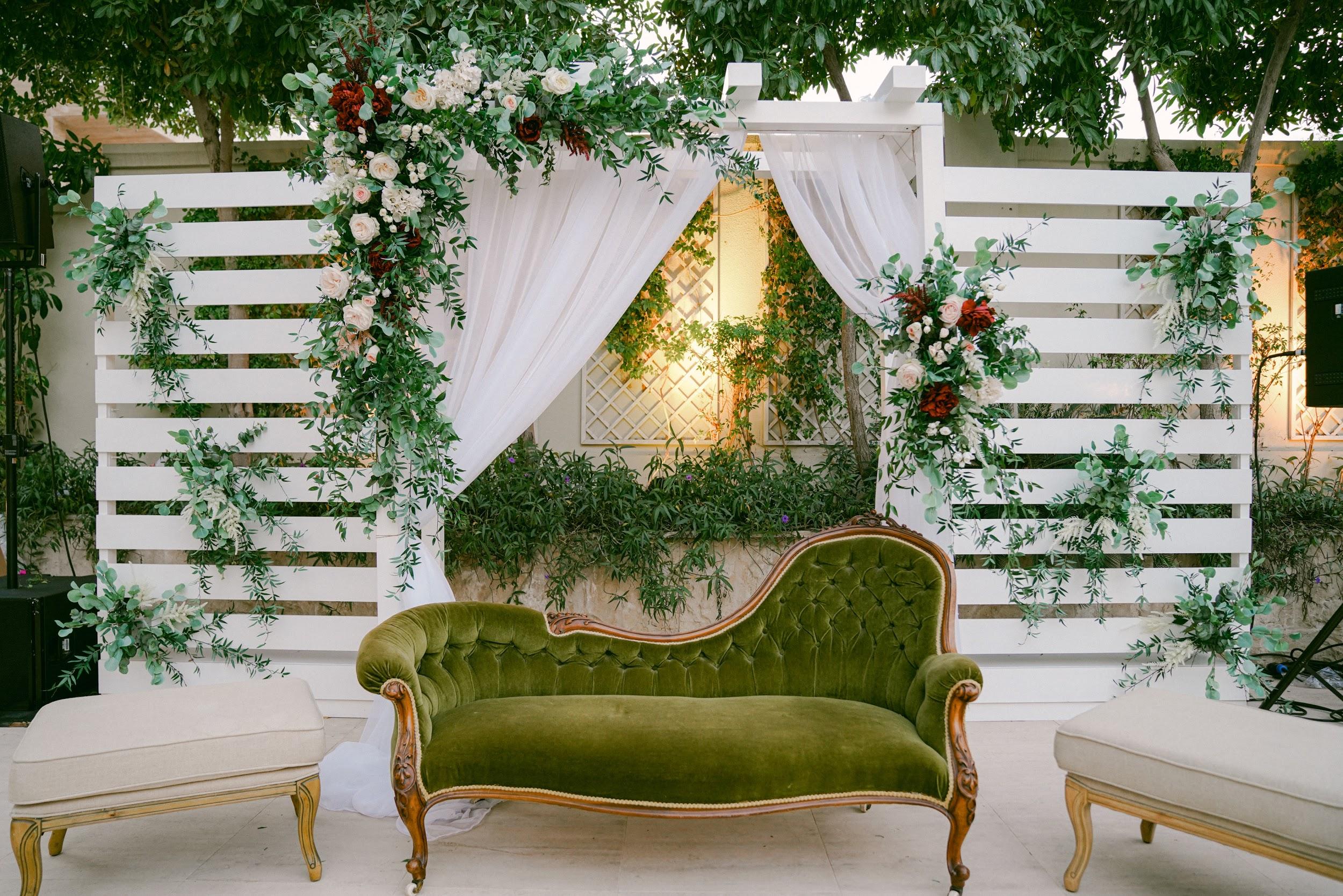 Wedding Flower Decoration in Dubai cover