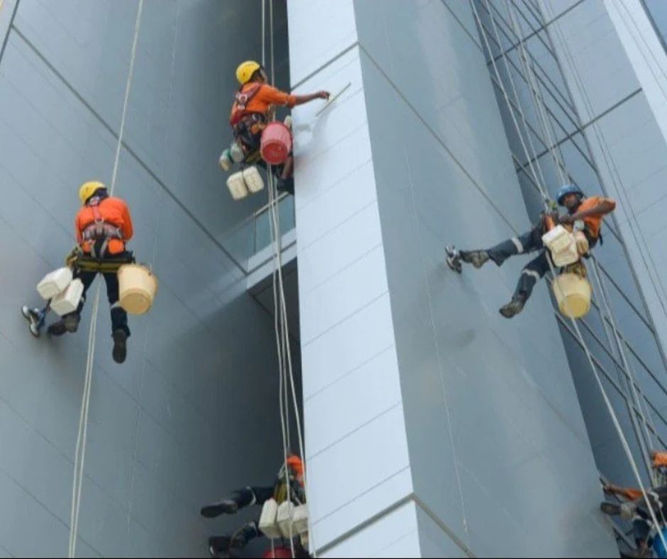 SB Facade Construction cover